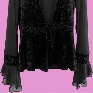 CDC SIGNATURE COLLECTION- Velvet Bell Sleeve Coverup